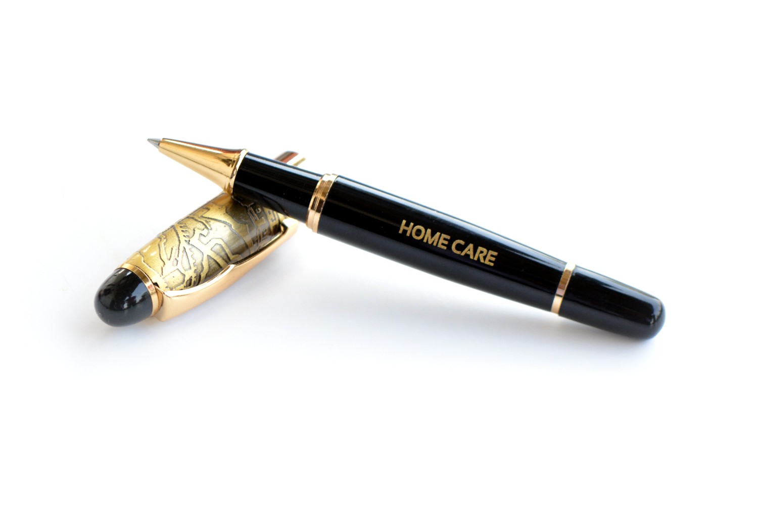Heriloom Gold and Black Personalised Pen